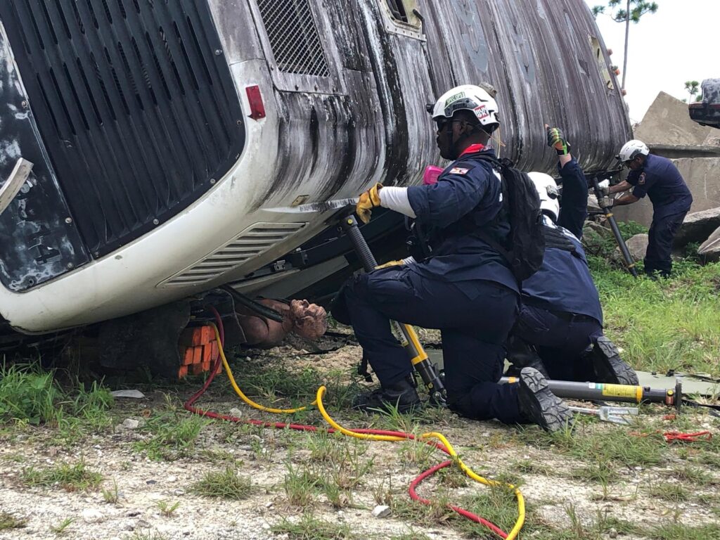 Florida USAR teams learning skills during TEEX training exercise